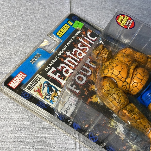 2002 Marvel legends THE THING toy action figure NIP with comic book - Picture 4 of 9